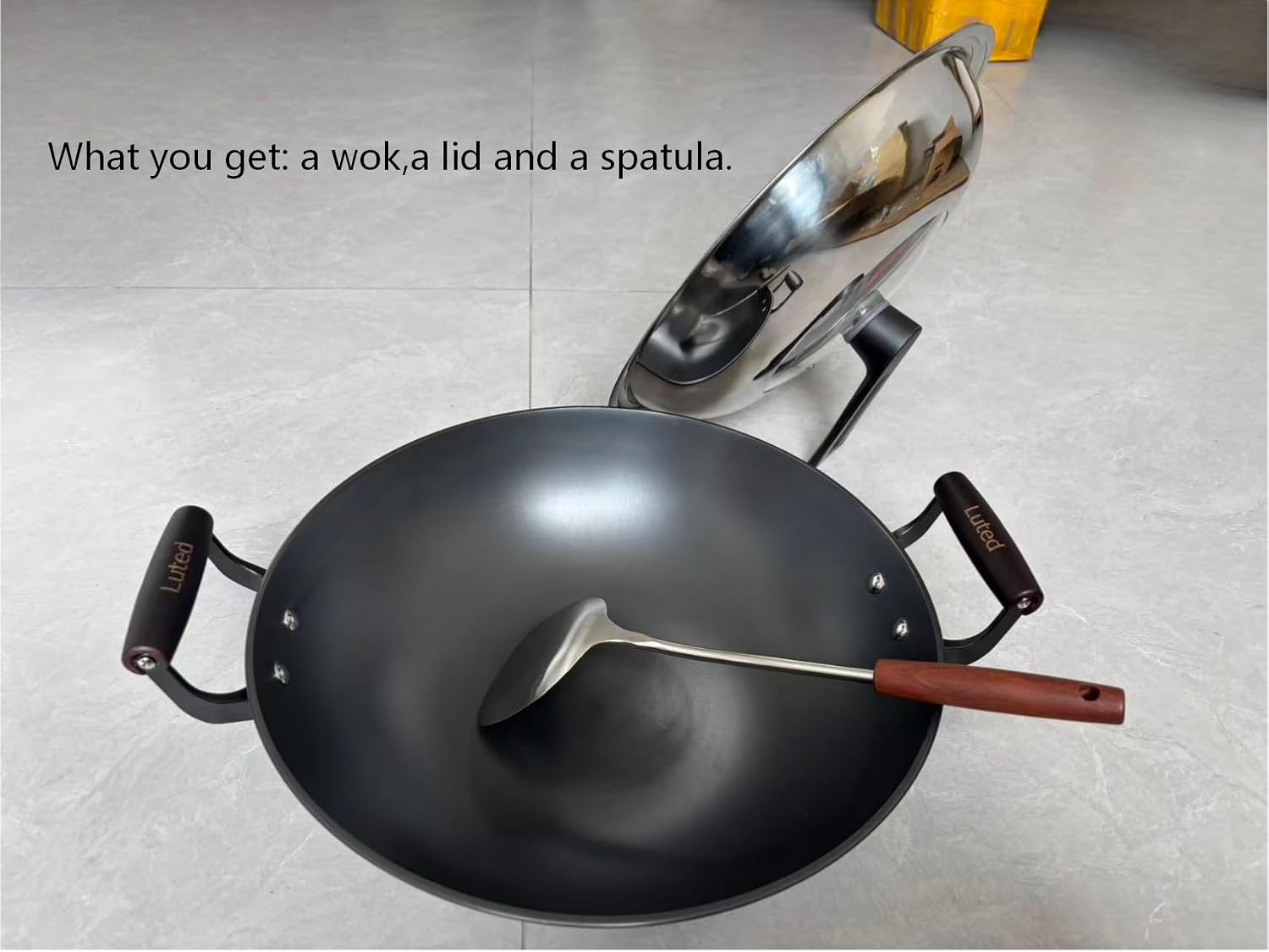 Cast Iron Chinese Wok with lid